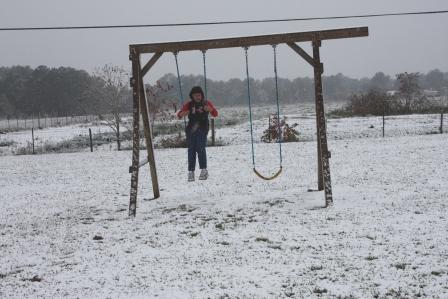 [Dec4Snow+007.JPG]