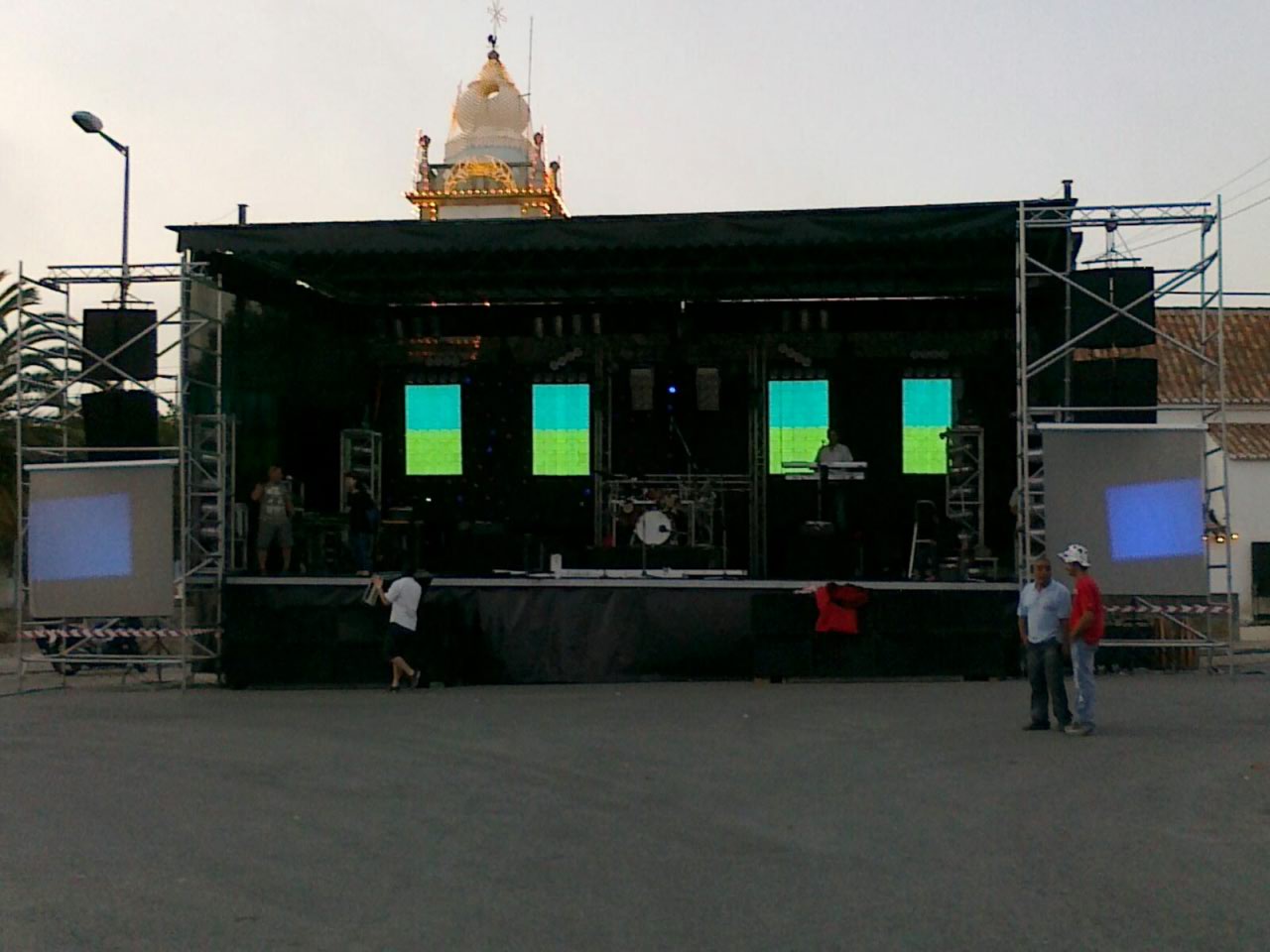 [08092009014.jpg]