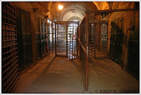 صورة الحواجز العسكرية في قلب مدينة الخليل الصورة - flickr-by perfectdayjosep صورة الحواجز العسكرية في قلب مدينة الخليل-flickr-by perfectdayjosep