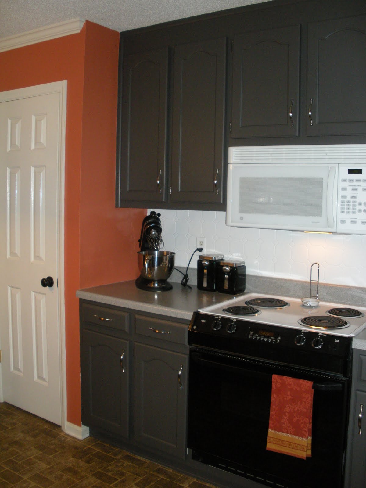 the eclectic owl: Kitchen Makeover!
