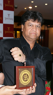 tanishq pendant price