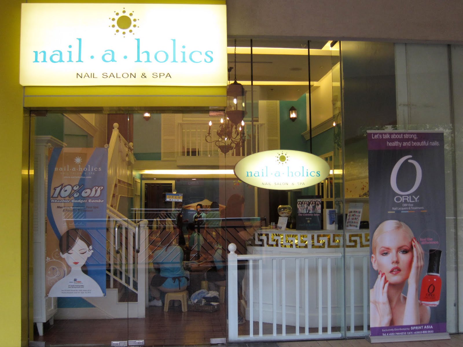 Beauty Junkie i.e Caby On cloud 9 at Nailaholics Bloggers Treat