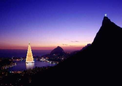 [Arvore_de_Natal_Lagoa_Rodrigo_Freitas.jpg]