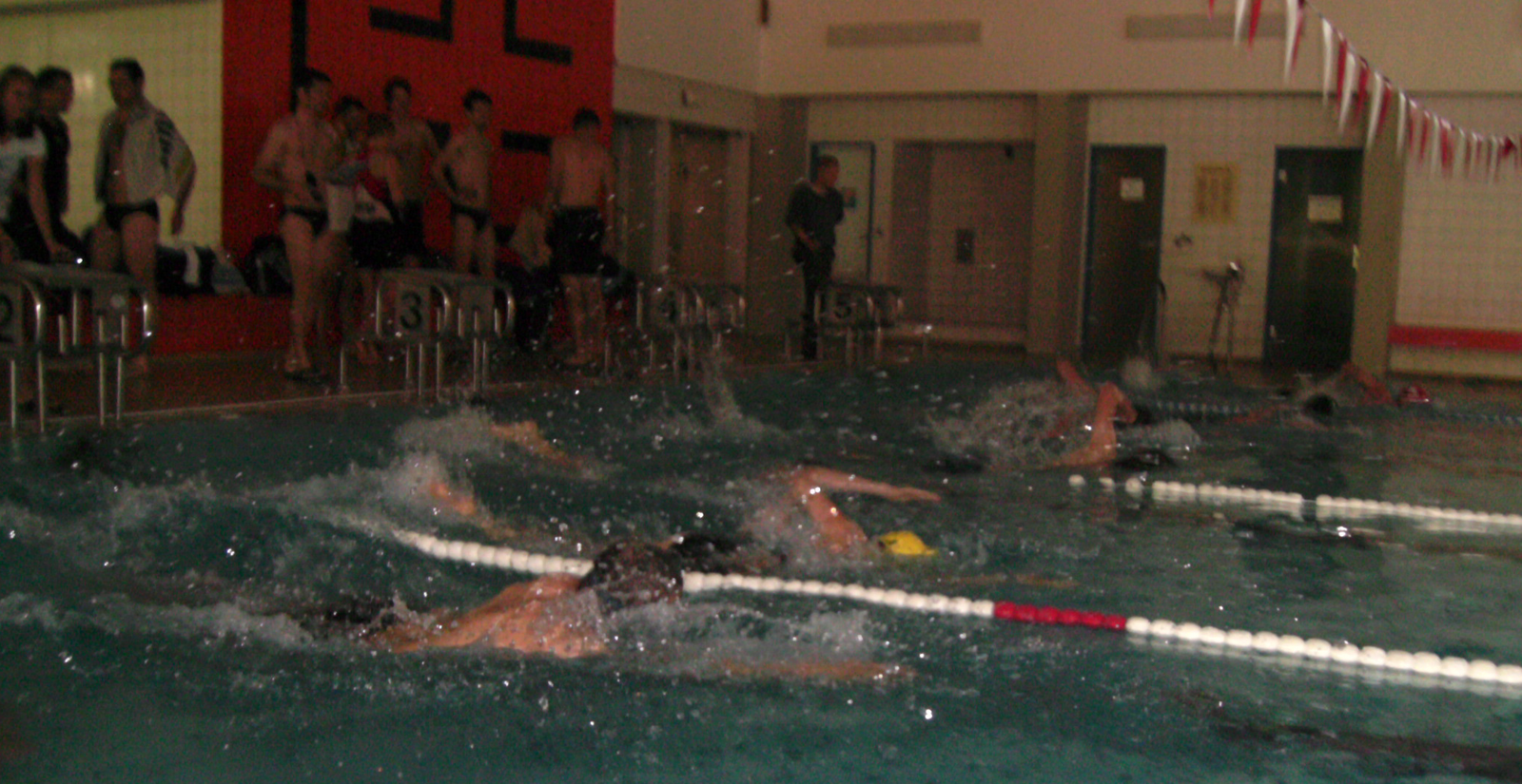 [BILD0279.png+Schwimmstart+Schnitt]