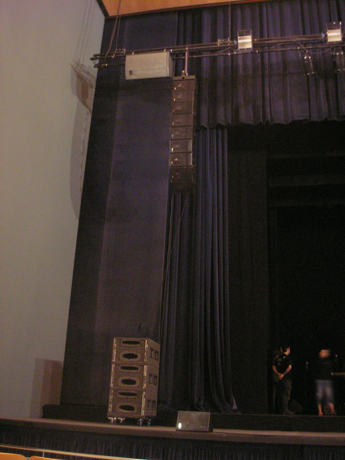 [PC230023.JPG]