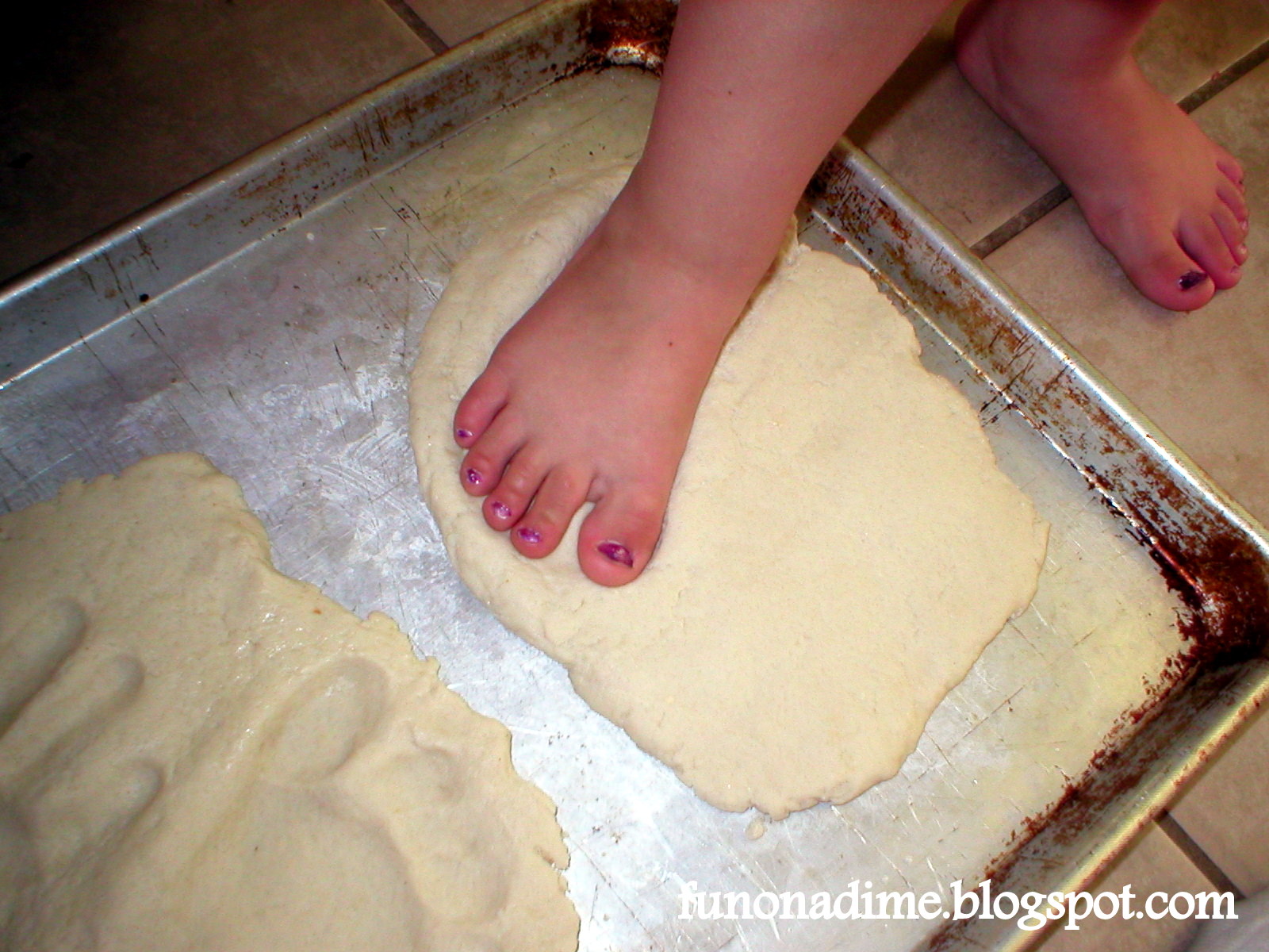 Fun On A Dime Hands and Feet to Keep