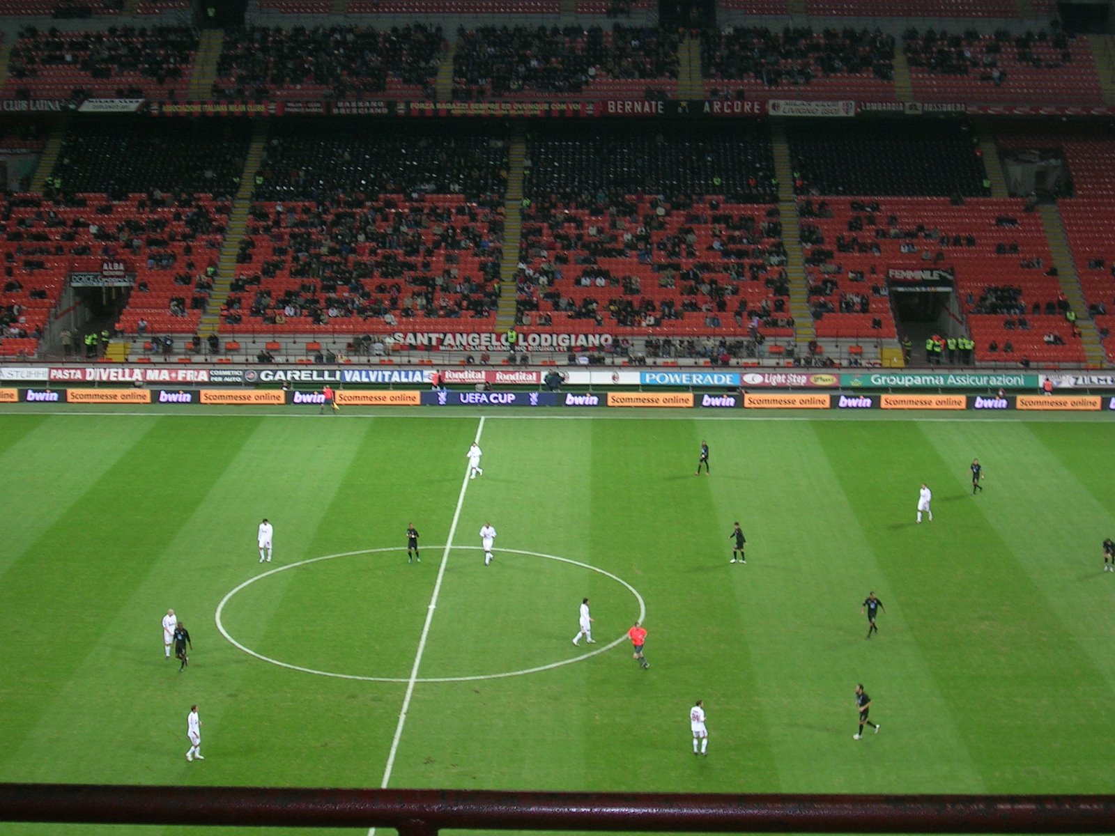 [DSCN1918.JPG]
