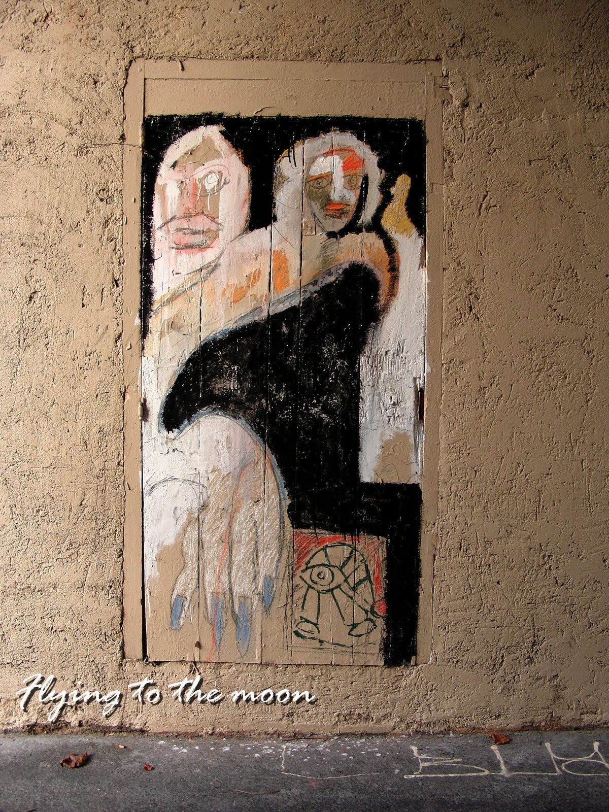 [PIC_2338+derrière+la+porte.JPG]