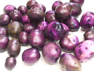 Pommes de terre violettes.
