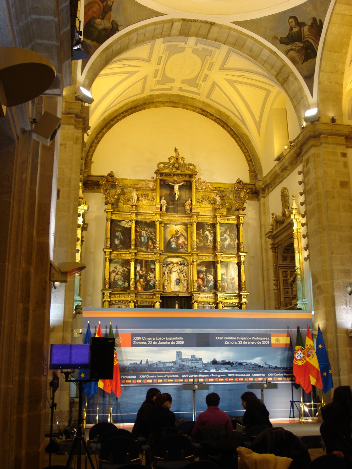 [DSC01877.JPG]