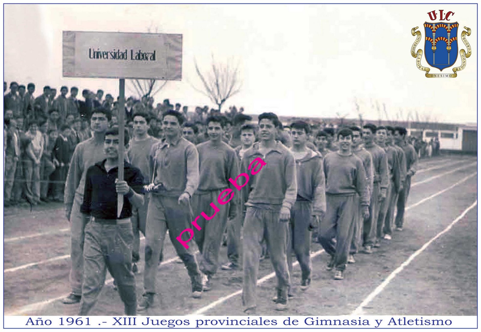 [013-desfile.jpg]