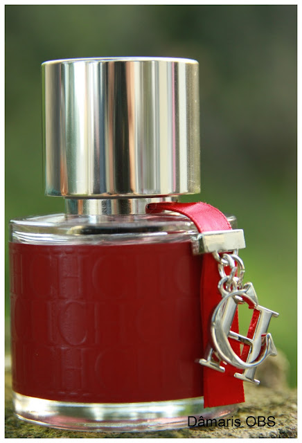 RESENHA DO PERFUME CH