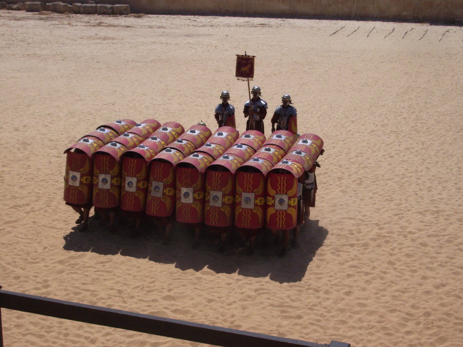 [Testudo_formation.jpg]