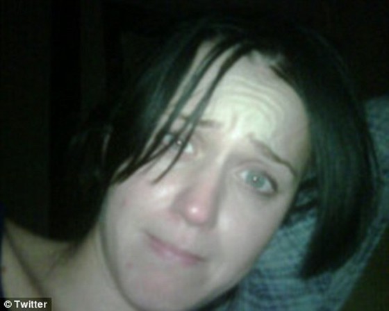 katy perry no makeup russell. Russell Brand posts