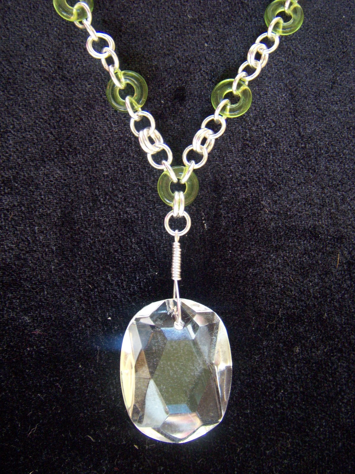 [diamond+necklace.JPG]