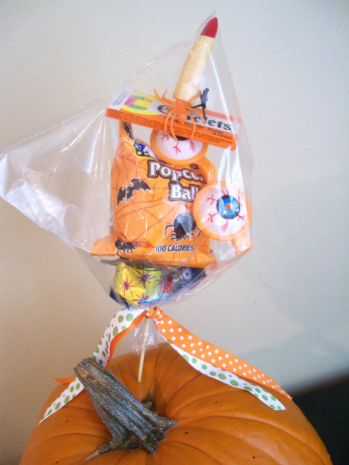 Halloween Goody Bag on a Stick!