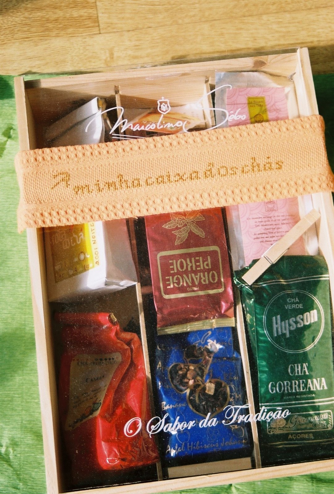 [D1000006.JPG]