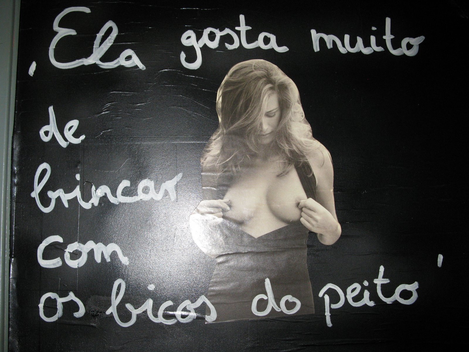 [011.JPG]