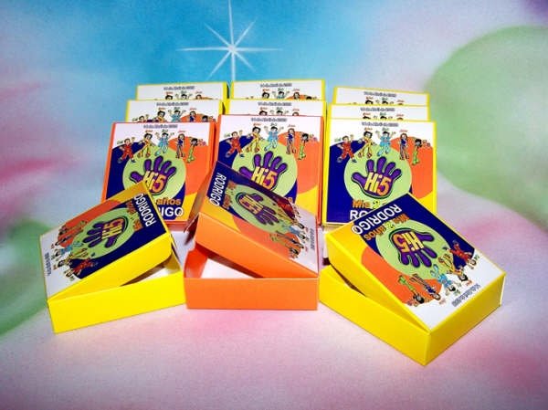 [varias+cajas[1].JPG]