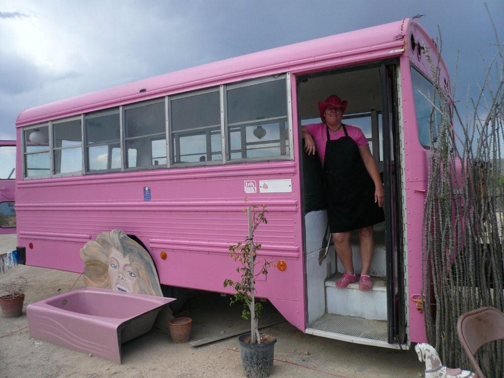 [kosmic+cafe_bus+1.jpg]
