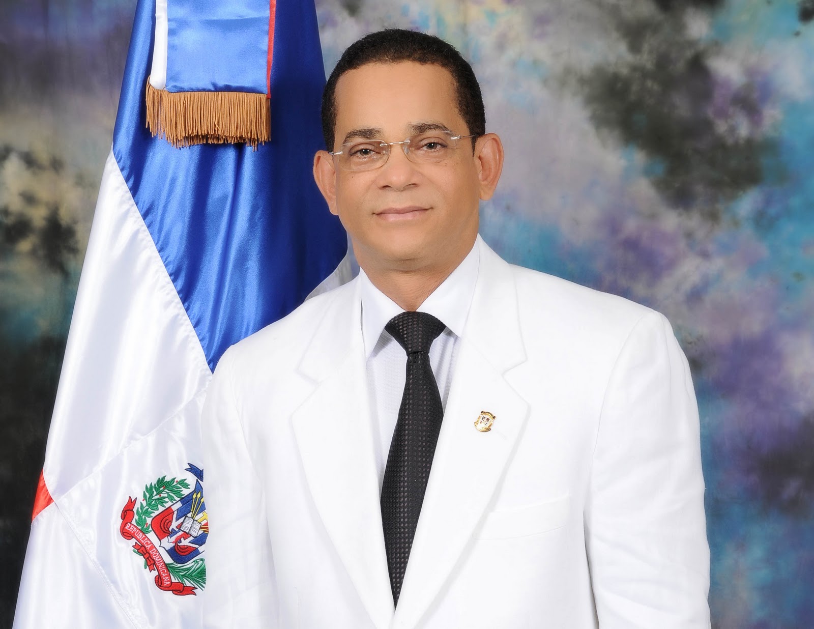 Oficina Senatorial de Espaillat SENADOR JOSE RAFAEL VARGAS CREE DIA DE