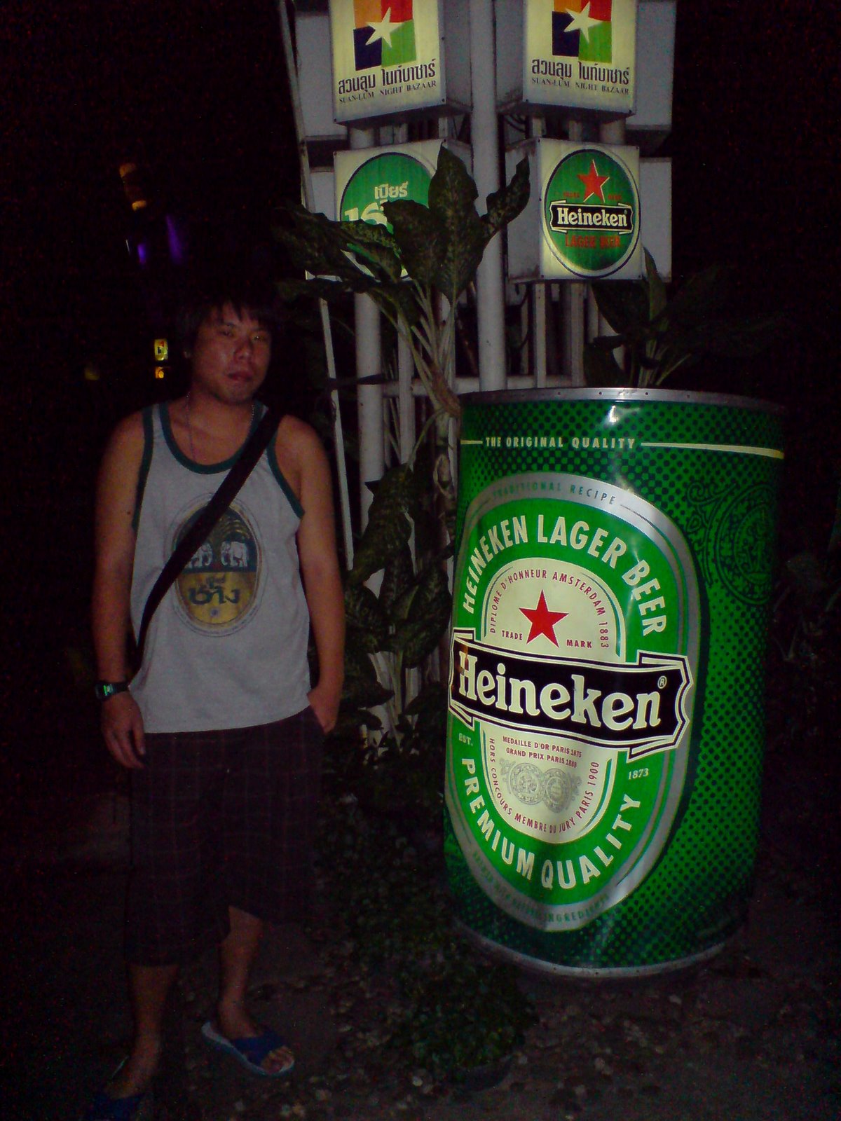 [03042.JPG]