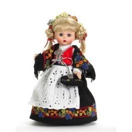 madame alexander international dolls