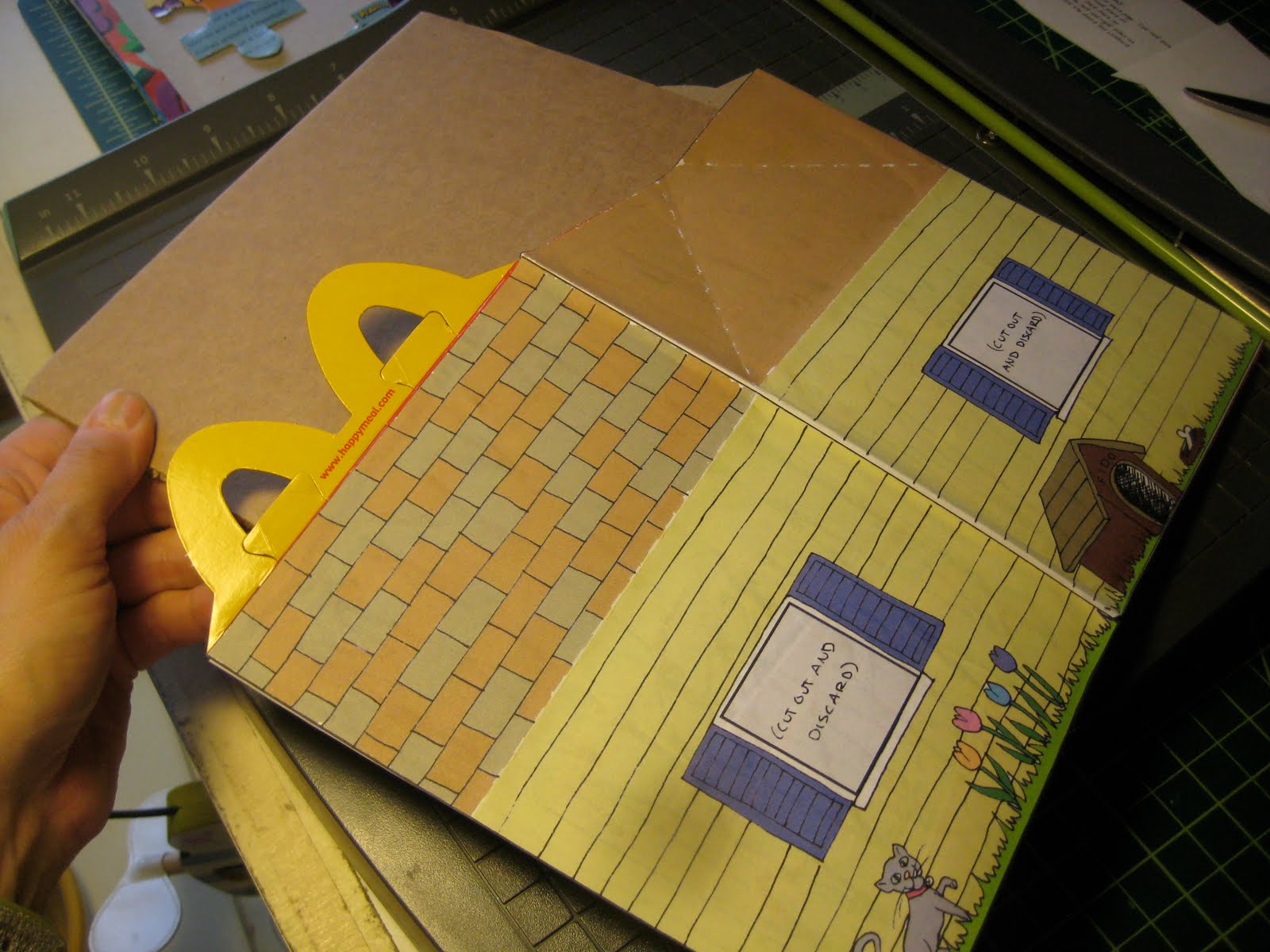 ID Mommy ID Mommy Projects Recycle Happy Meal Boxes into Toy Houses!