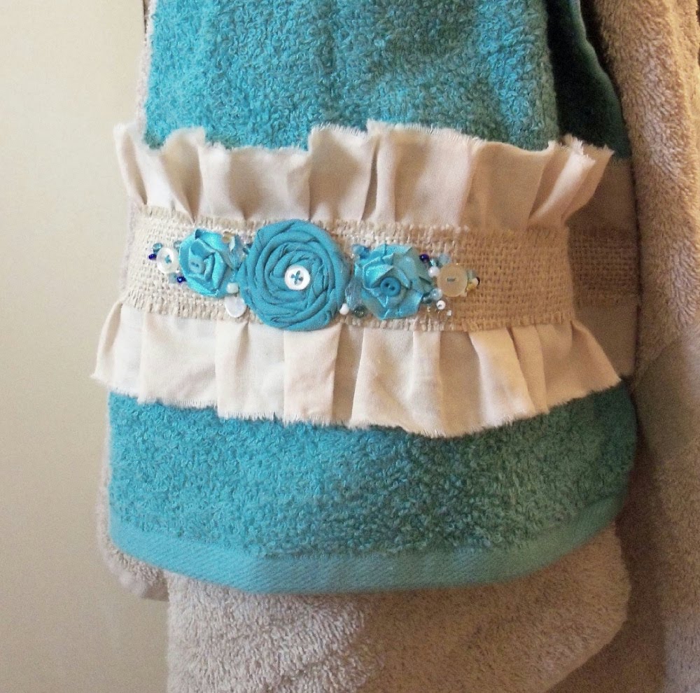 Make The Best of Things Muslin and Burlap Towel Decor