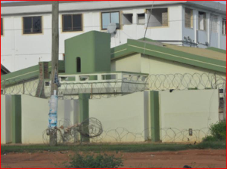 THIS BLOG HAS MOVED TO SPOTTING THE DIFFERENCE...The Michael Essien Vs Dad