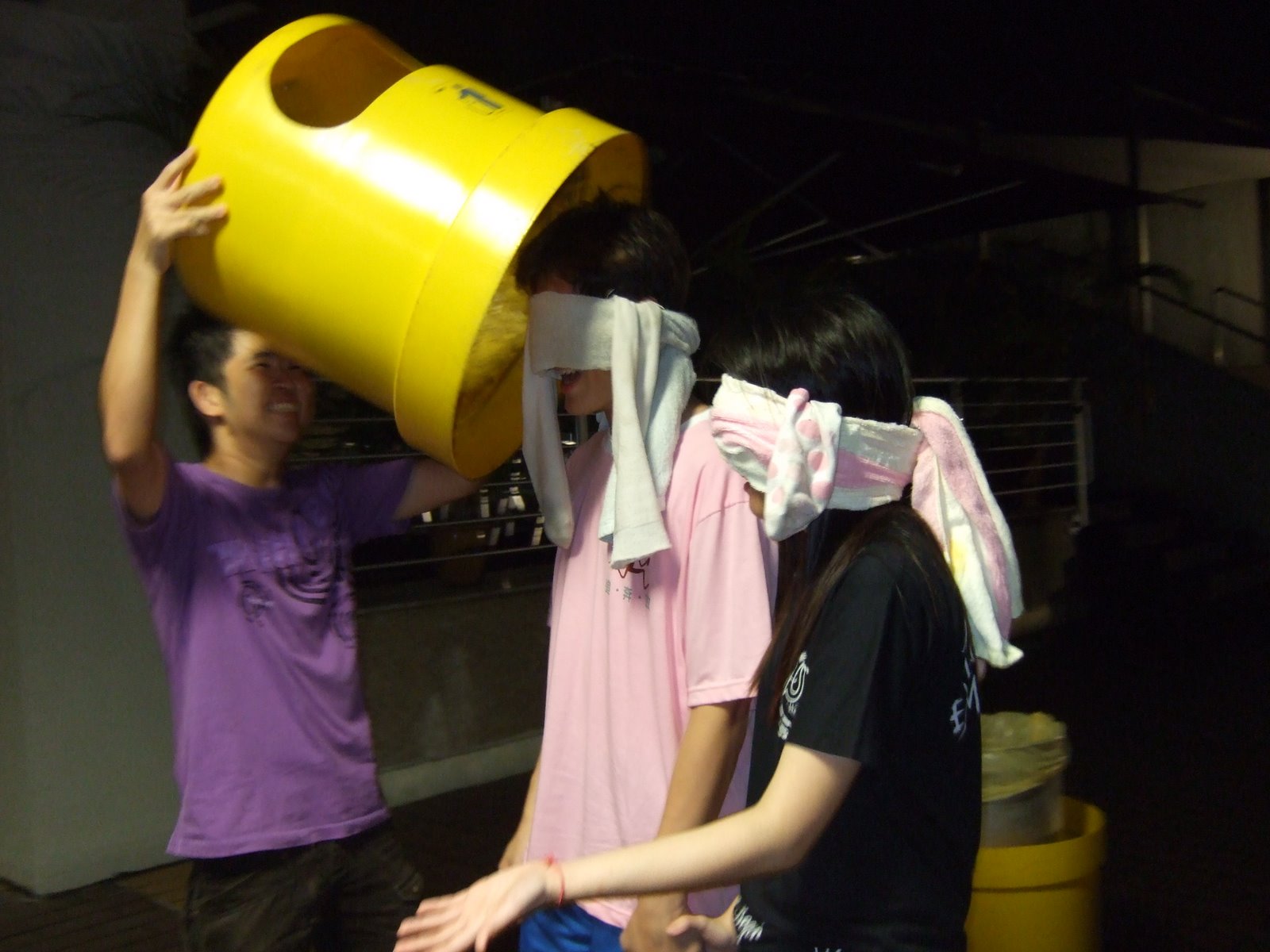 [0087.JPG]