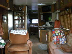 [Interior_cl.jpg]