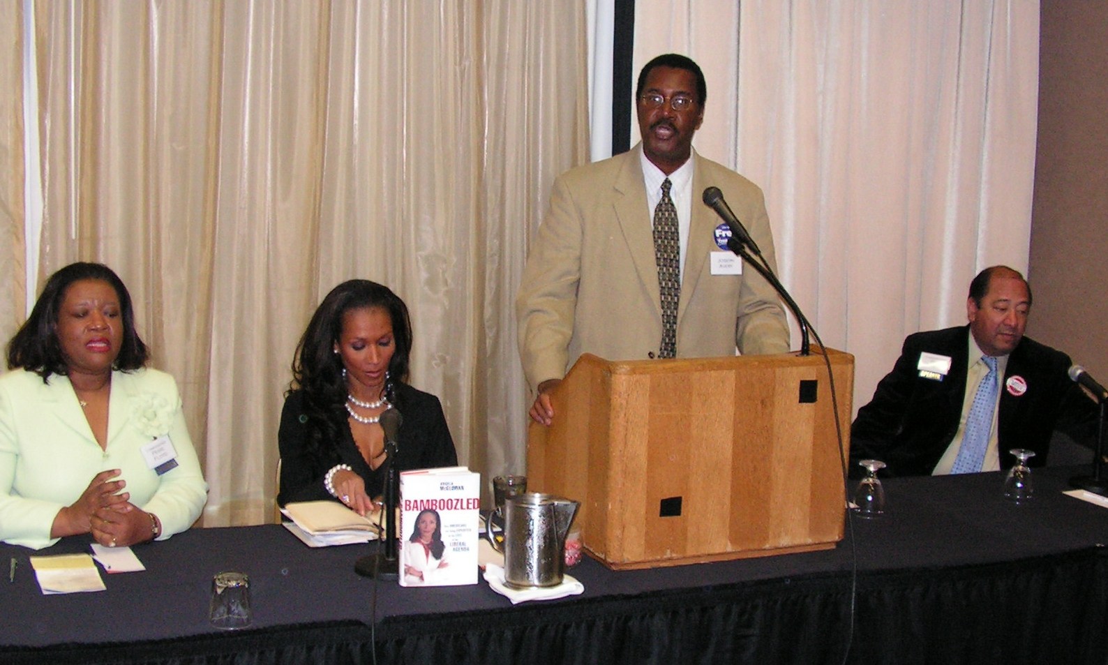 [07-04-29-civitas+(149).JPG]