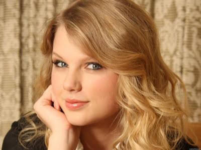taylor swift no makeup on. I think that Taylor Swift is
