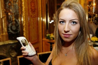Most luxurious mobile phone - Guinness Book of Records