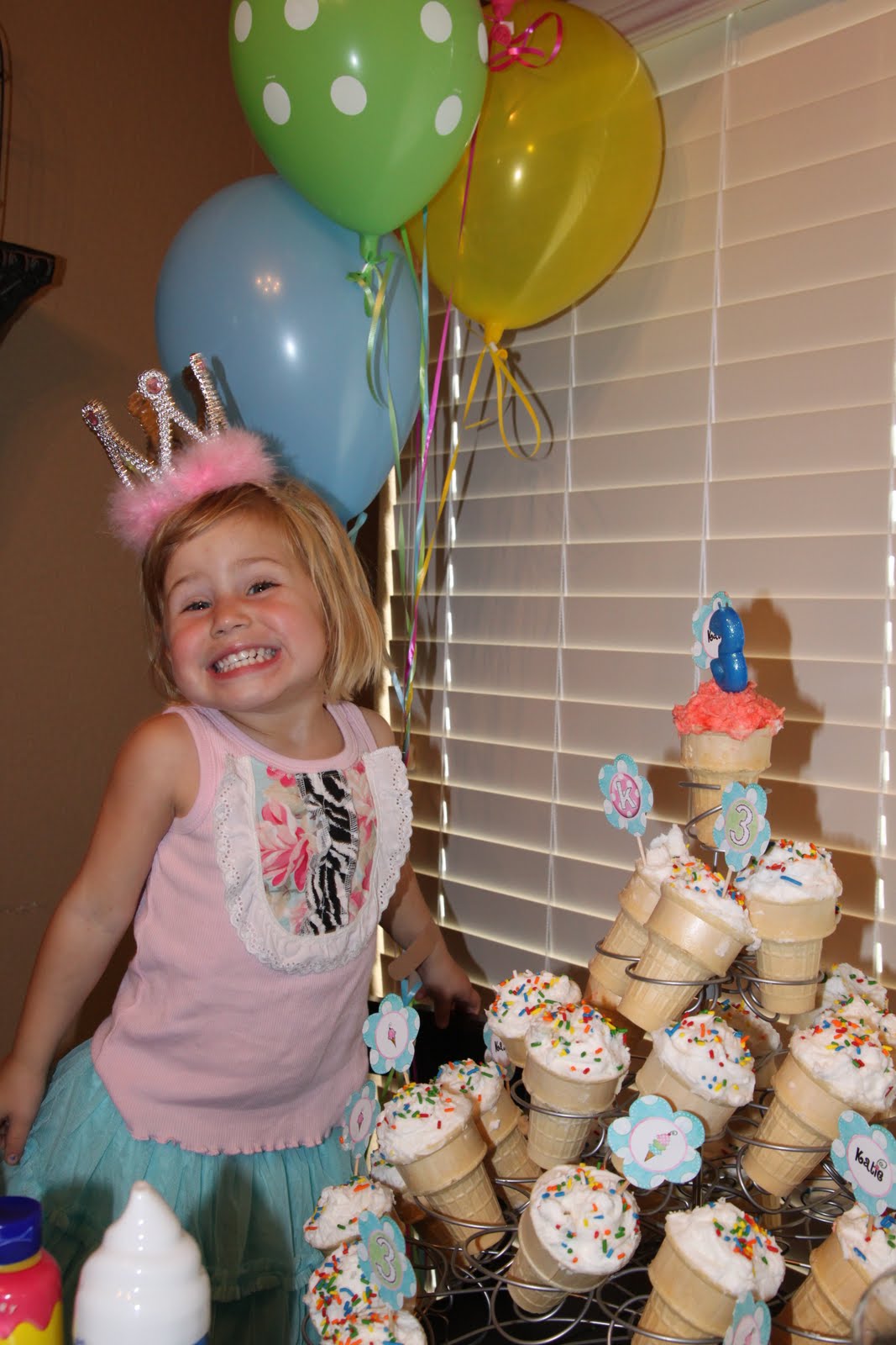 Urban Daisies Ice Cream Birthday Party