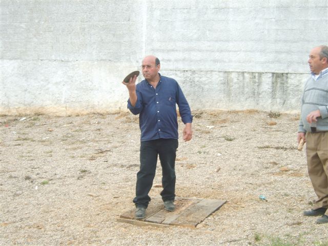 [S8002905.JPG]