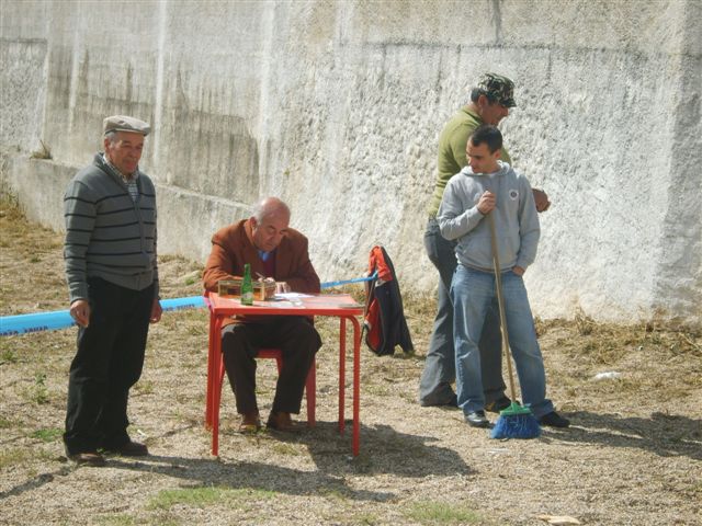 [S8002828.JPG]
