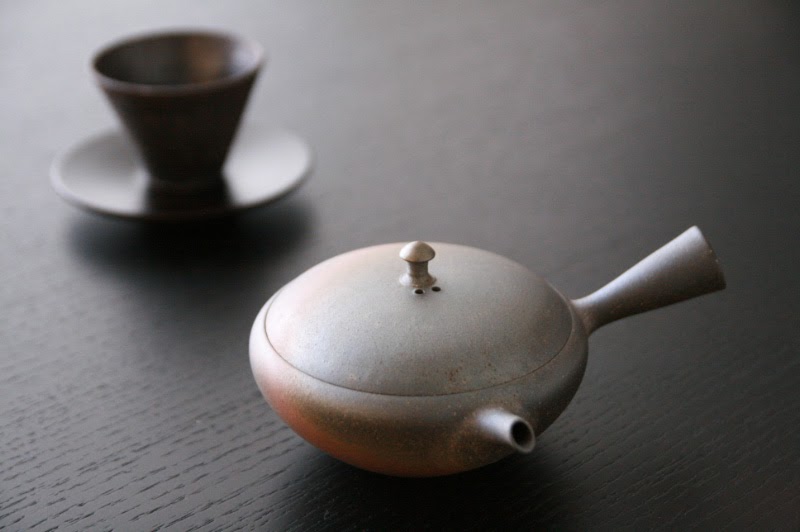 Tales of Japanese tea Tokoname teapot artist, Yokei