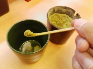 [Powder+tea+at+kaiten-zushi.jpg]