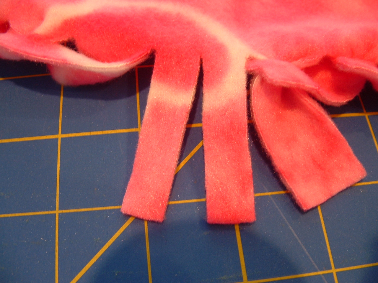 Pieces by Polly Single Layer NoSew "Braided" Fleece Blankets Tutorial