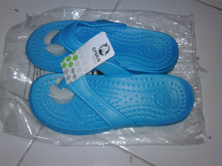 crocs jepit