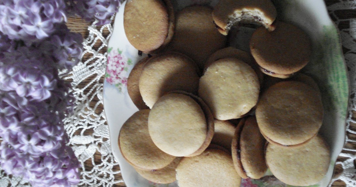 Mennonite Girls Can Cook OMA'S JAM JAMS