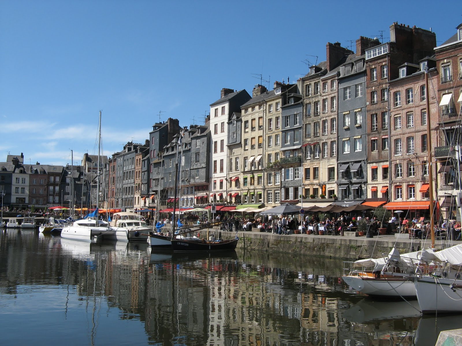 Kelpies Travel Etretat & Honfleur Normandie France April 2009