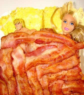 barbie+bacon+and+egg+bed.jpg