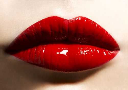[labios3.jpeg]