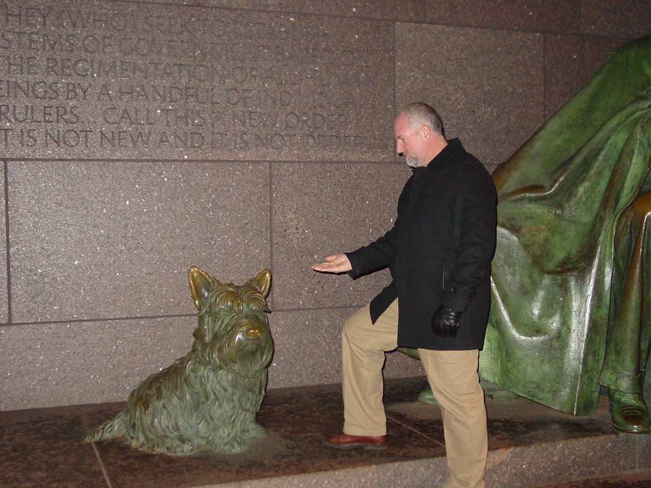 [DSC01111.JPG]