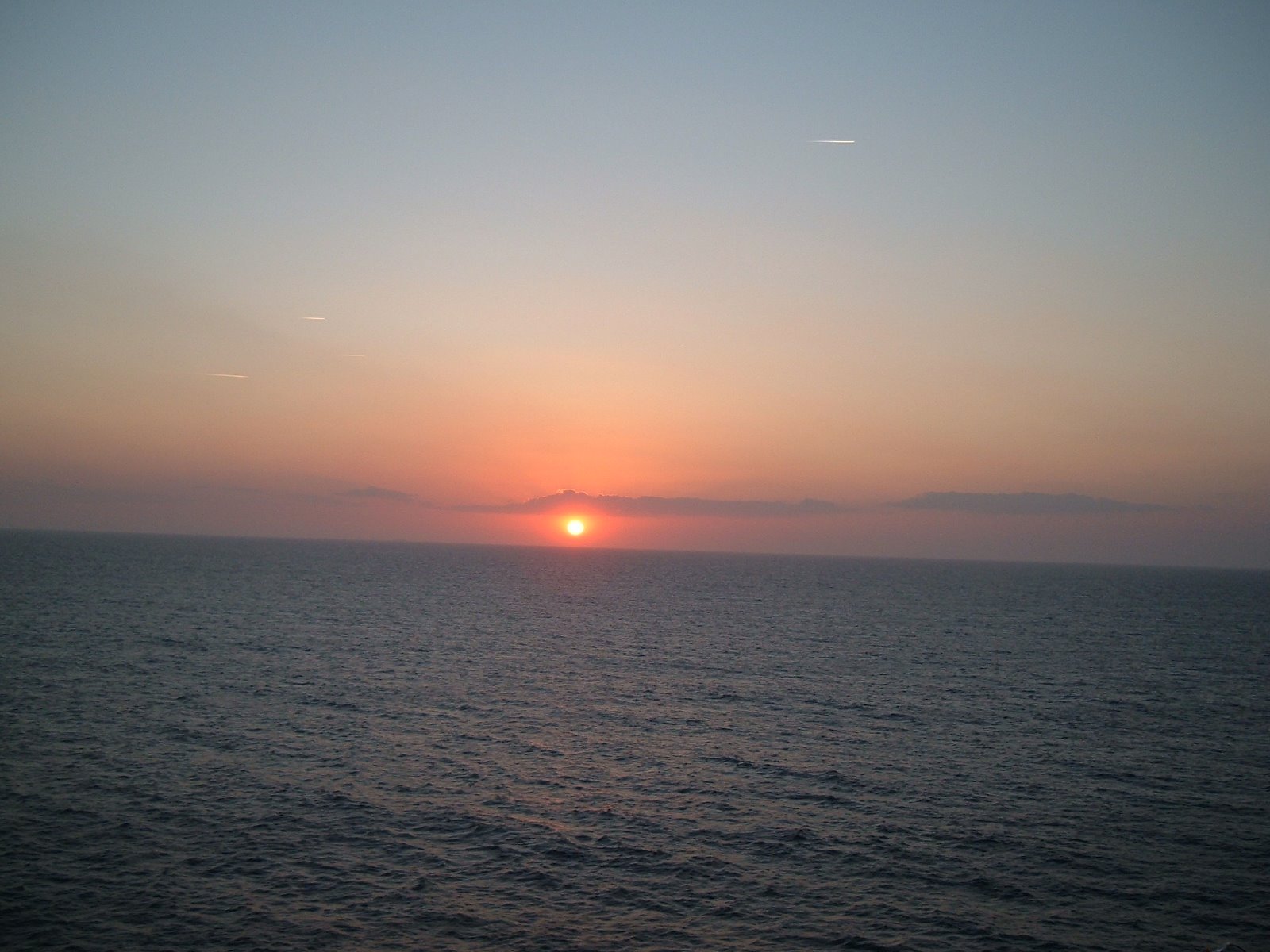 [sunset+on+cruise.jpg]