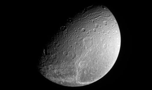 [dione.jpg]