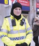 لاول مرة شرطية مسلمة في بريطانيا بالحجاب